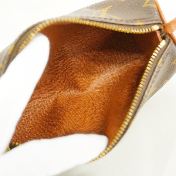 LOUIS VUITTON Brown Monogram Pouch - Picture 12 of 13